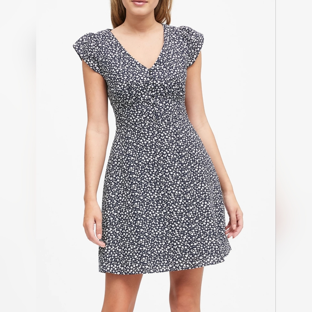 Banana Republic Linen-Cotton Button Front Dress